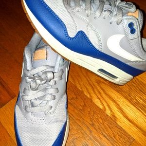 Nike Air Max men's sneakers